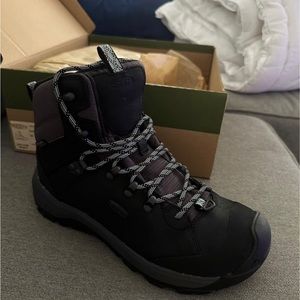 Keen Snow Boots